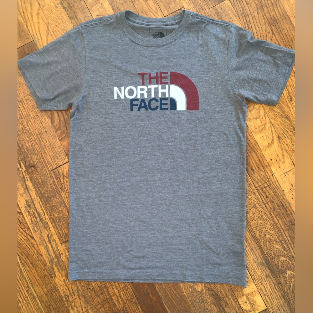 Men’s Small The North Face patriotic Olympic red white & blue logo tshirt top